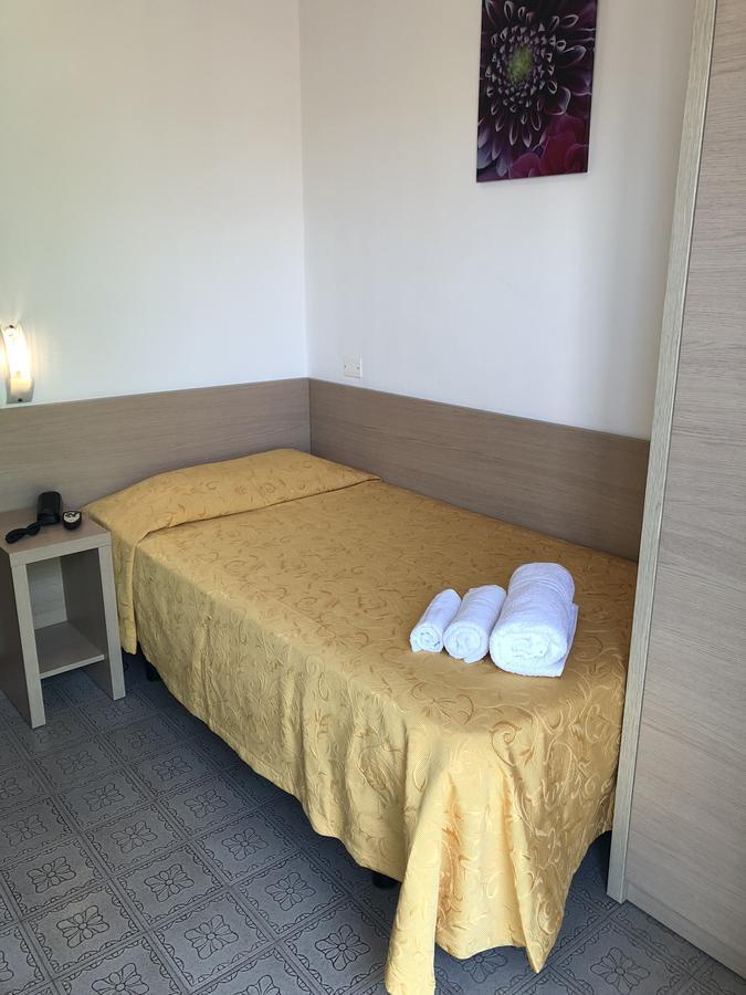 Hotel Alexander San Mauro Mare ภายนอก รูปภาพ