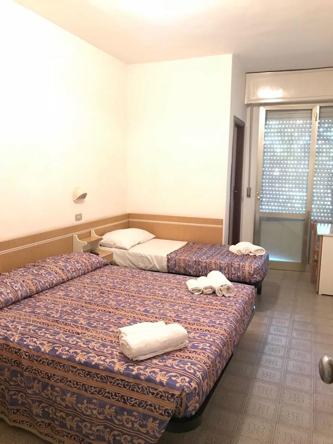 Hotel Alexander San Mauro Mare ภายนอก รูปภาพ